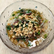 香味野菜と天かすのぶっかけそうめん
