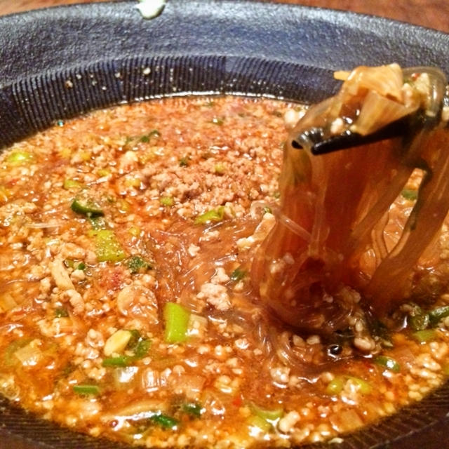 長ネギ多めがポイントのご飯がすすむ「麻婆春雨」