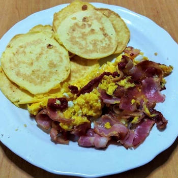 ゴパンでお餅を作りました＆カフェのお洒落ご飯的な奴〜