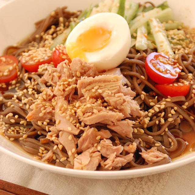 「ツナとわかめの冷やしうどん」「冷やし中華蕎麦」と「チェルシーフラワーショー２」