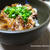ピリ辛豚丼
