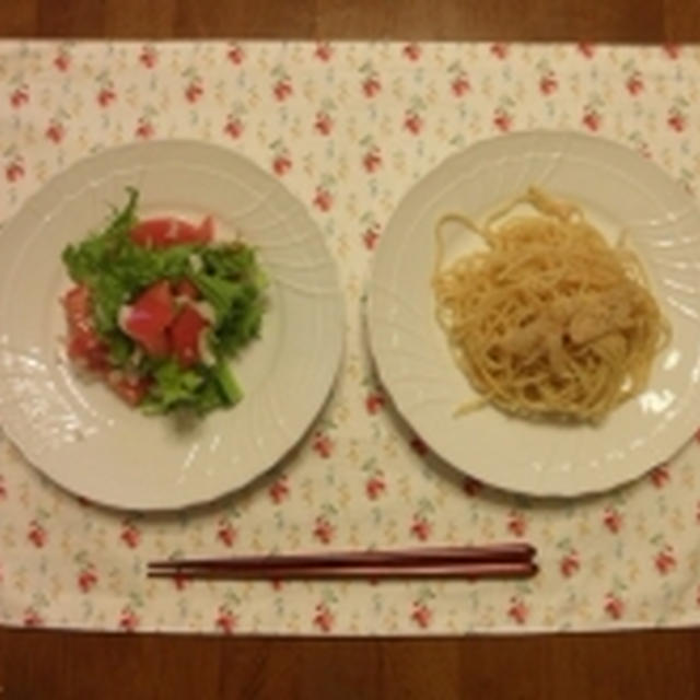 トマトサラダとタラコパスタ