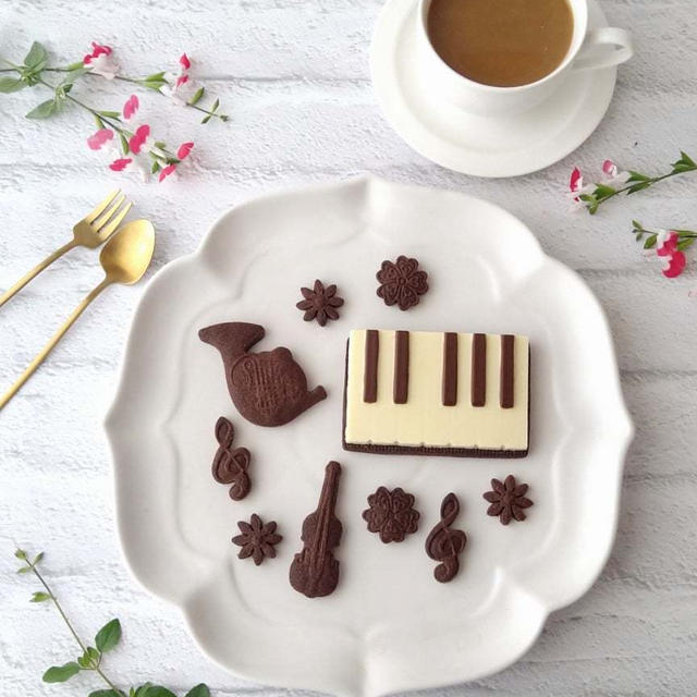 ピアノの鍵盤チョコクッキー