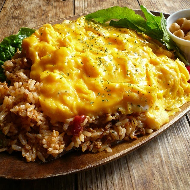 とろとろオムライス＆ひよこ豆ランチ♪