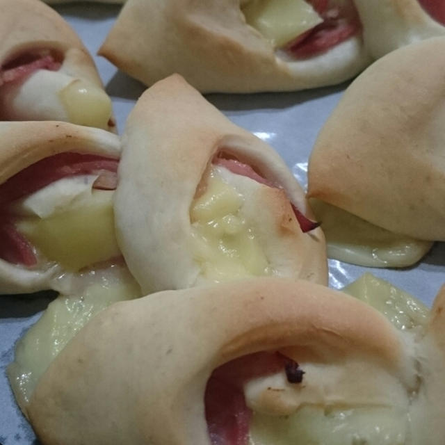 朝食❗ベーコンエピ