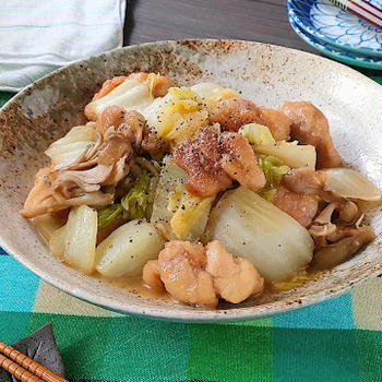 おいしさ際立つ！白菜と鶏肉のガリバタうま煮レシピ