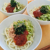 トマト梅みりんダレの冷やうどん