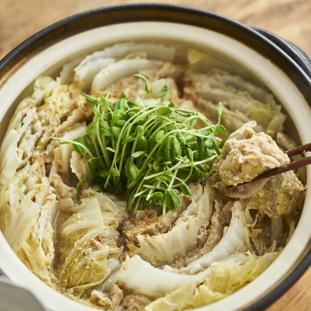 白菜と豚の豆乳みそ鍋
