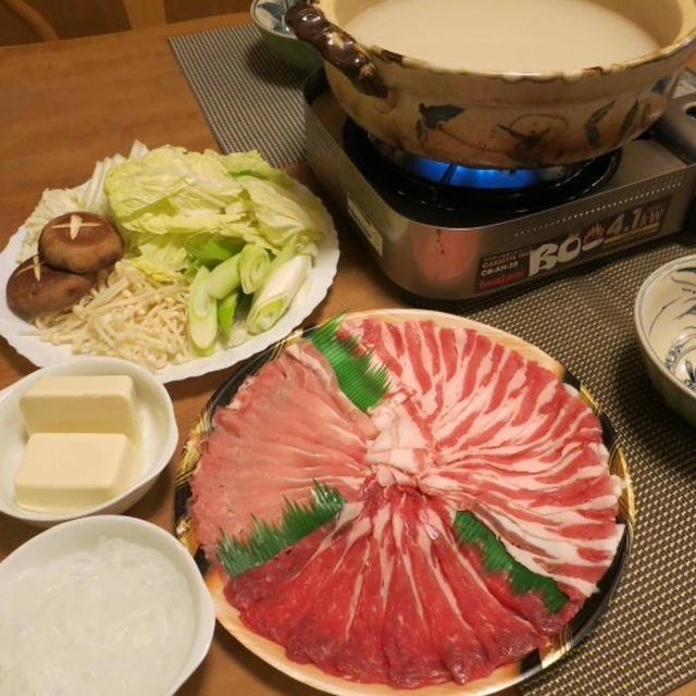 塩ちゃんこ鍋の晩ご飯　と　春の足音♪