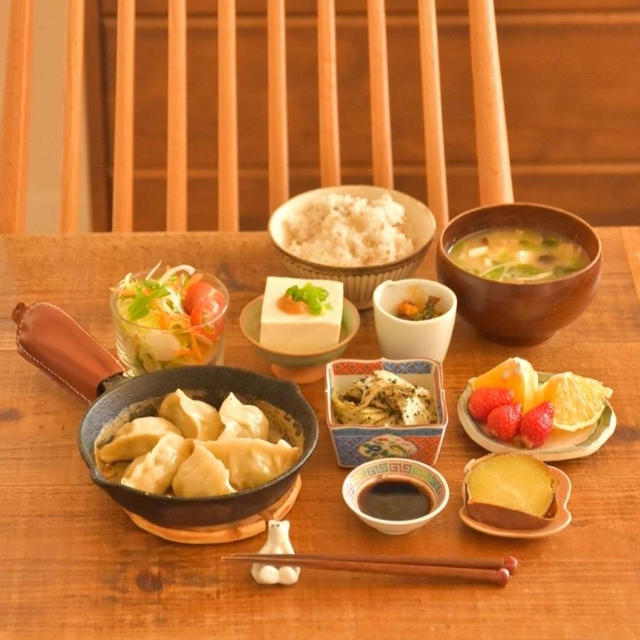 手作り餃子のおひるごはん