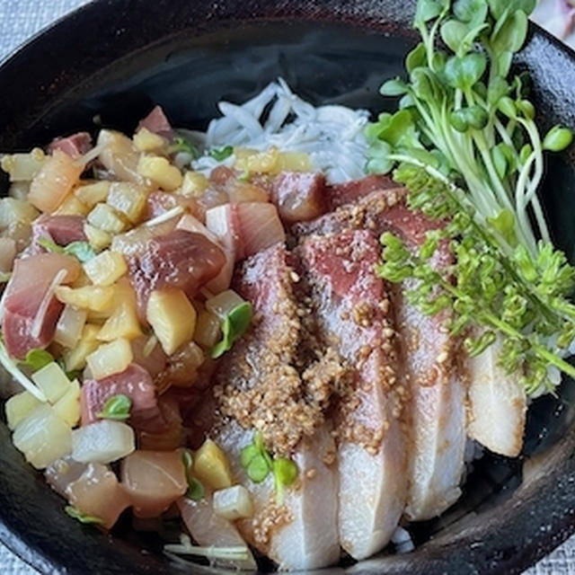 ハマチと釜揚げしらす丼