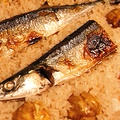 フライパンで簡単、秋刀魚と栗の中華風パエリアと秋刀魚の刺身中華風ラビオリ仕立てで