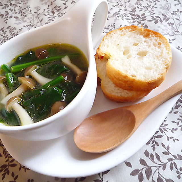 簡単！ほうれん草のOliveスープ♪