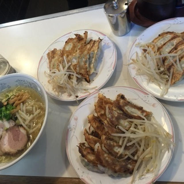 浜松餃子 喜慕里 塩ラーメン540円で懐かしい味