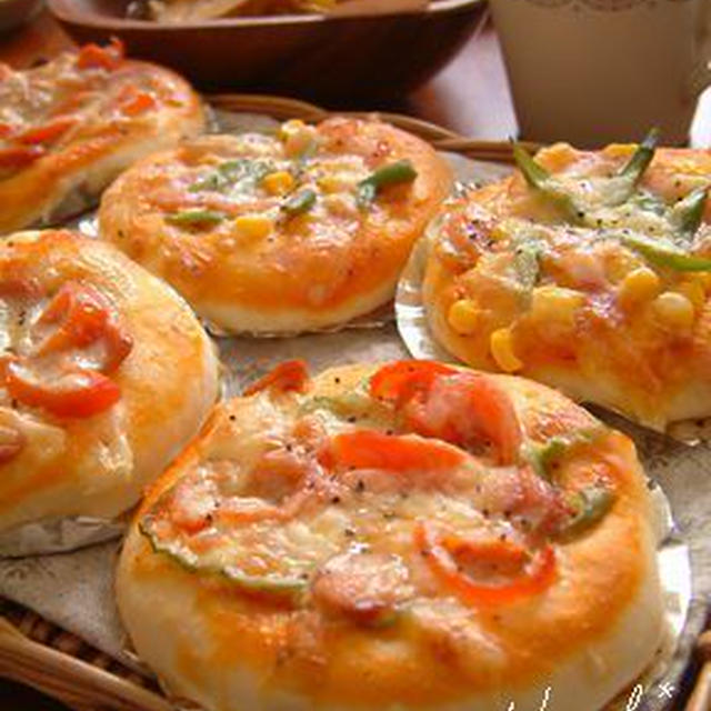 ピザパンでランチ♪