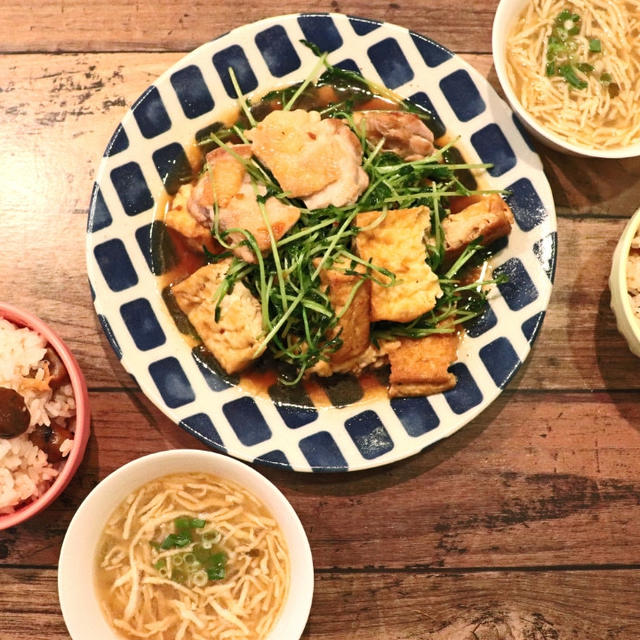 【簡単！節約メインおかず】調味料2つで楽々完成♪鶏肉と厚揚げの香味炒め