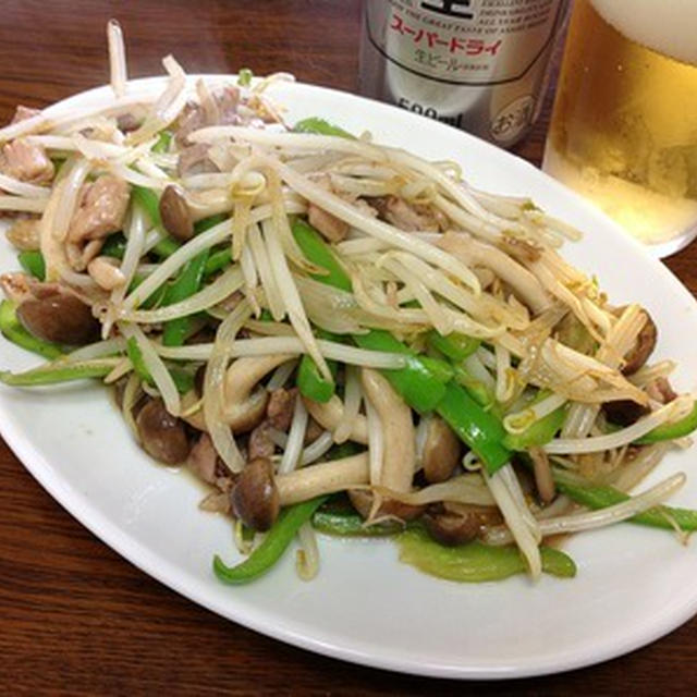 昼ごはんは「野菜炒め」をワシワシ