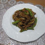 新たまねぎと砂糖えんどうで☆春野菜と豚肉のカレー風味炒め