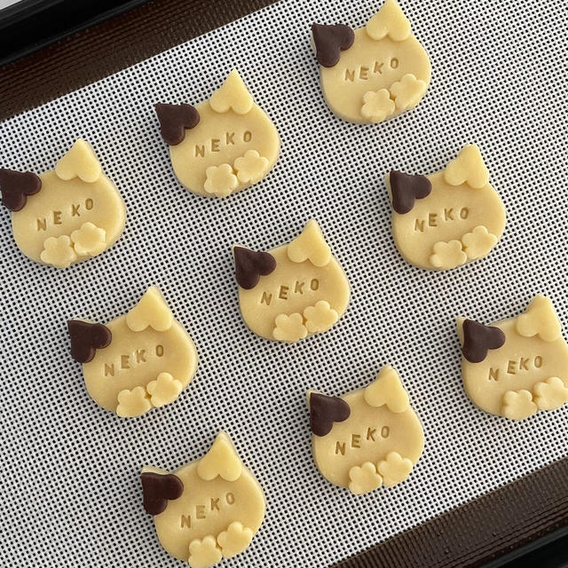 もうすぐ猫の日クッキー第２弾🐾【ハートな三毛猫クッキー】