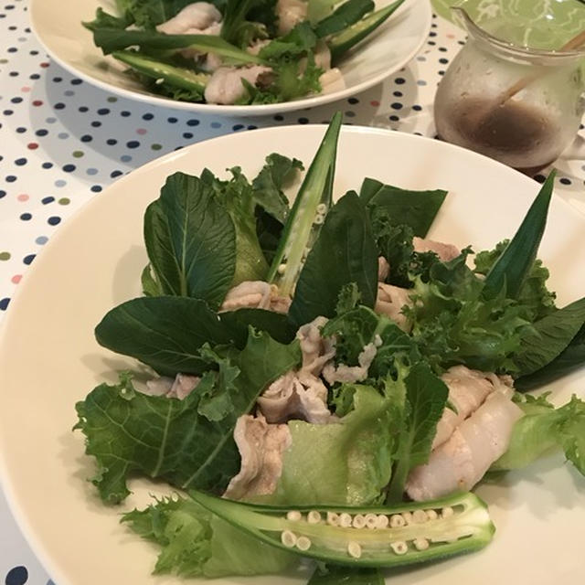 甘辛キリリなたれでおうち中華「雲白肉風冷しゃぶ」。