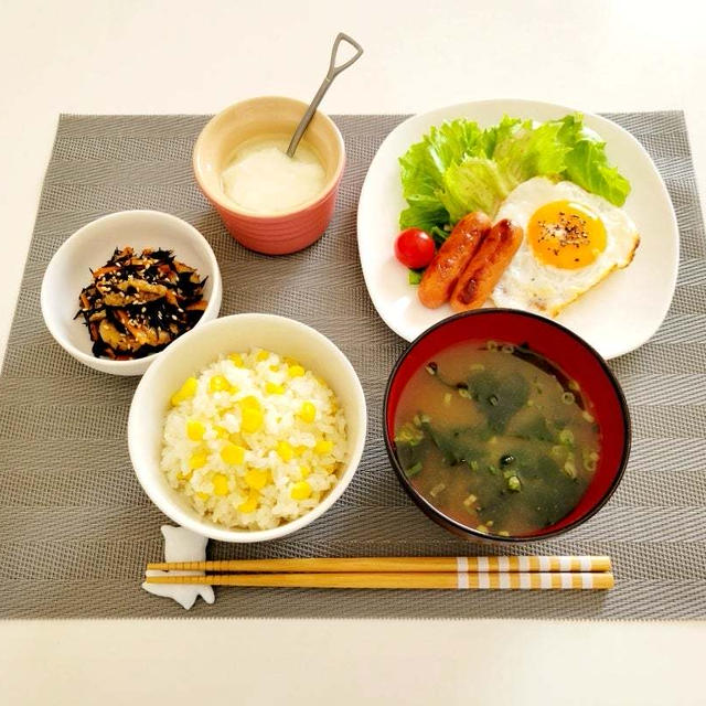 土鍋で！シャキっと甘い♡とうもろこしごはん♥️