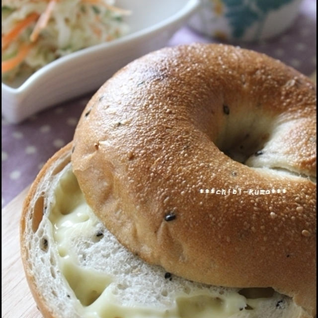 Ｑちゃんで＾＾チーズごまベーグル♪