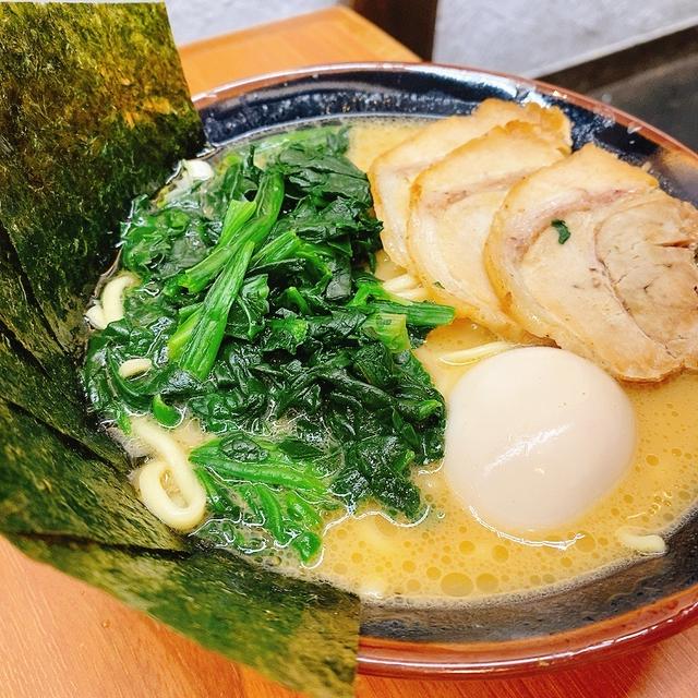 ニンニクたっぷり家系ラーメン❤️で元気モリモリ