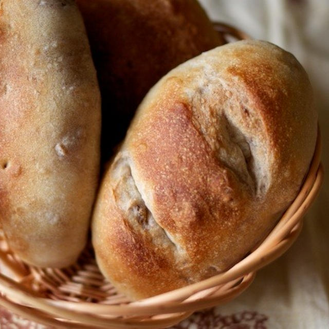くるみパンとシンプルパン