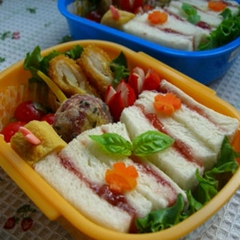 サンドイッチのお弁当