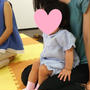 娘　子育てサークルで人形劇を楽しむ