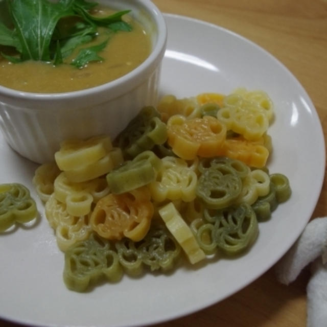 国民食☆カレーつけマカロニ　　　いんこちゃん
