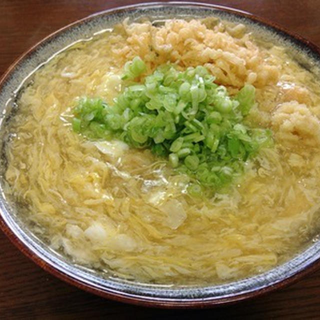 お昼に「けいらんうどん」