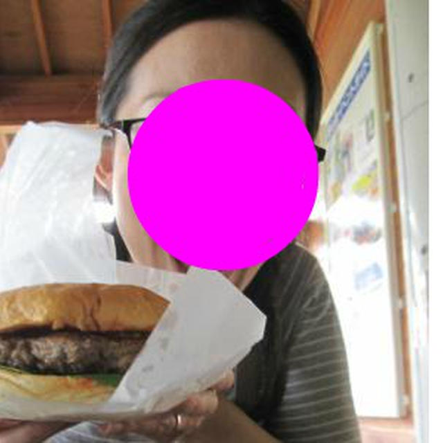 大きなハンバーガー