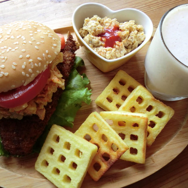 ☆アジフライと野菜たっぷりバーガーランチ☆