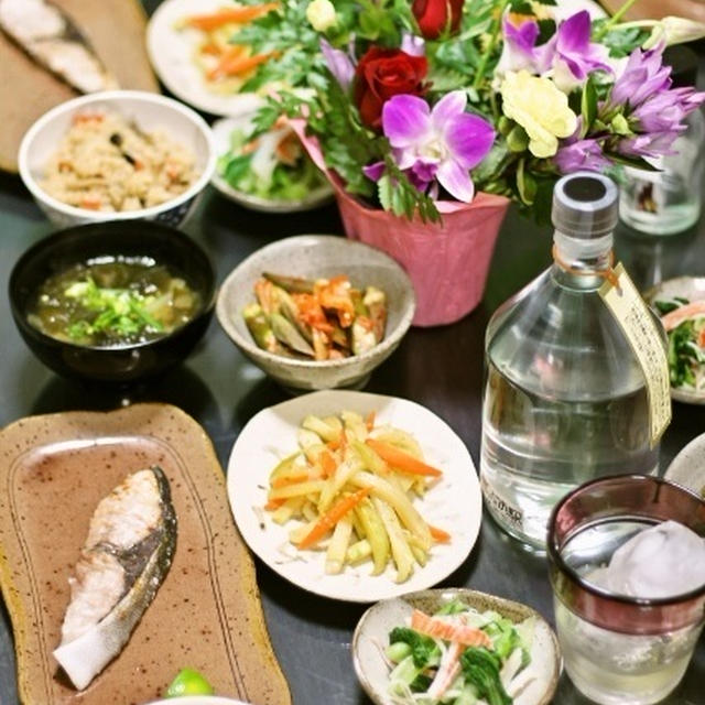 3種のきのこの炊き込みご飯 / 花のプレゼント