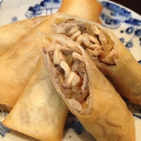 炒飯に「チャプチェ春巻き」と「ピータン豆腐」。