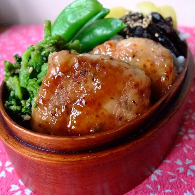 蓮根たっぷり海老つくねお弁当。