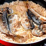 メシ通『魚介を使った簡単レシピ 』☆ フライパンで作るアジの干物の炊き込みご飯！