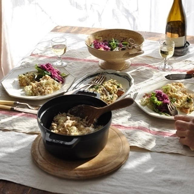 休日ブランチ◆秋鮭のムニエル　豆乳タルタル添え、カリフラワーのパスタ　とか