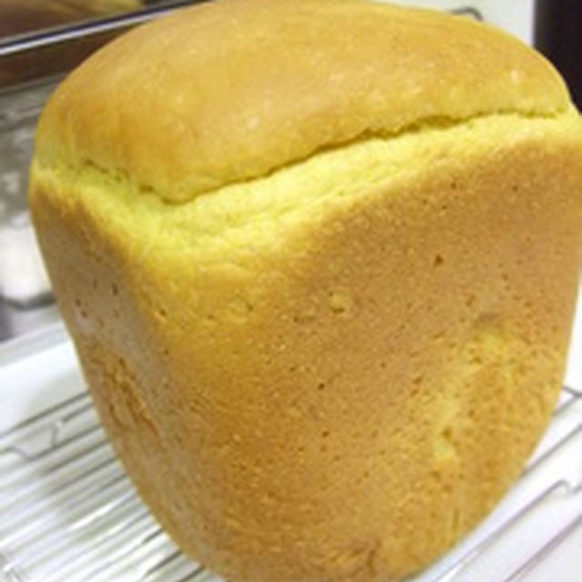 パネトーネマザーで☆かぼちゃ食パン
