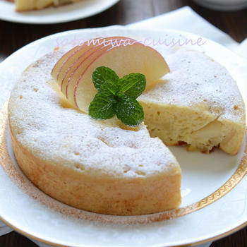 フライパンで作る！【米粉のりんごケーキ】ふわふわ！甘酸っぱくて美味しい♡