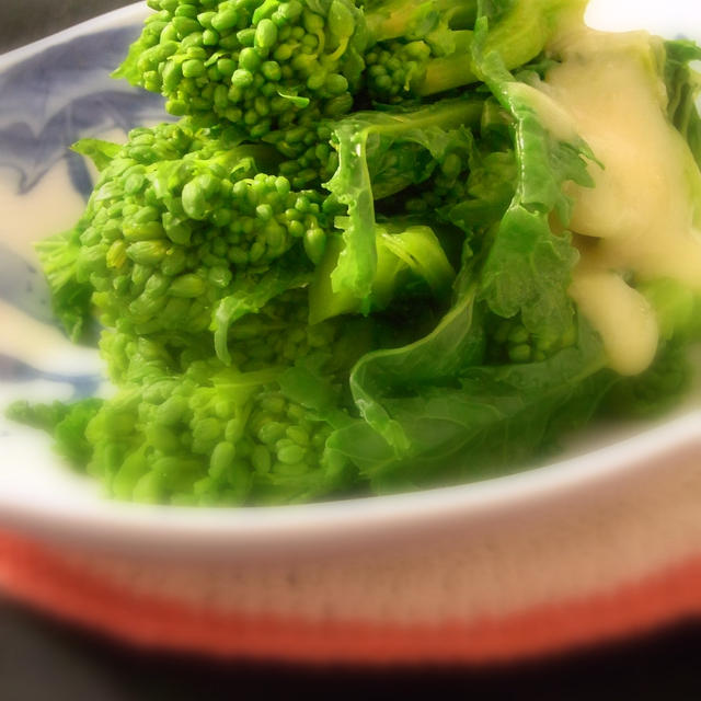 ゆかりのちょっとびっくり〜菜の花のからし酢味噌がけと雪の結晶〜