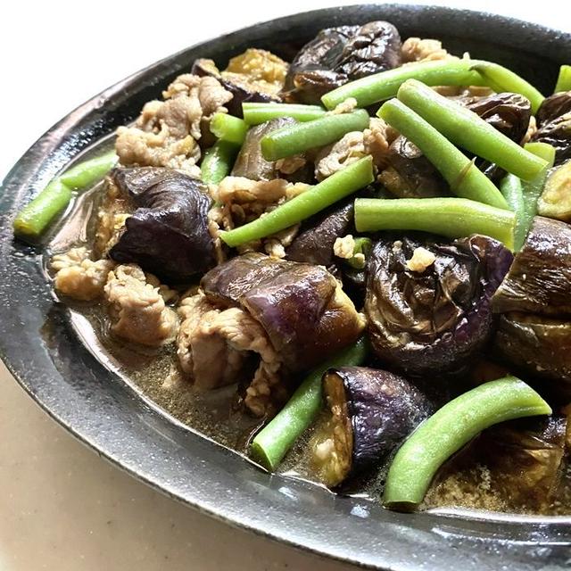 茄子と豚バラのくたくた煮