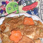 キャベツと厚揚げの梅味噌炒め＆さきイカとキュウリの韓国風サラダ（お家カフェ）