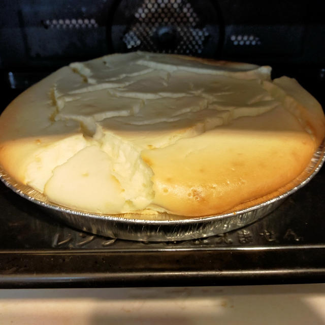 1日終わり！〆はチーズケーキ！味噌とたわむれました…