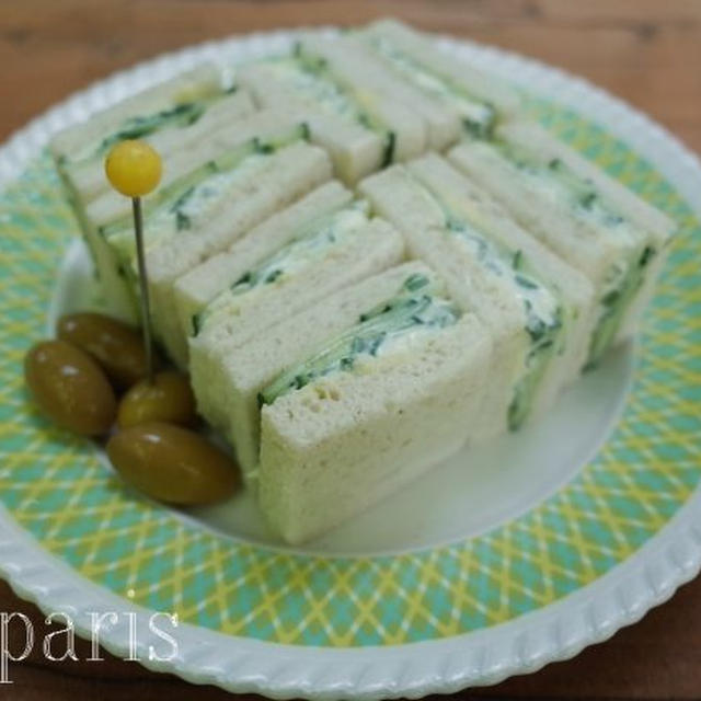 火を使わず超美味！キュウリとクリームチーズとネギのサンドイッ千