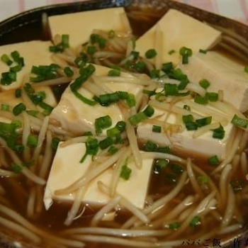 絹ごし豆腐ともやしのあんかけ