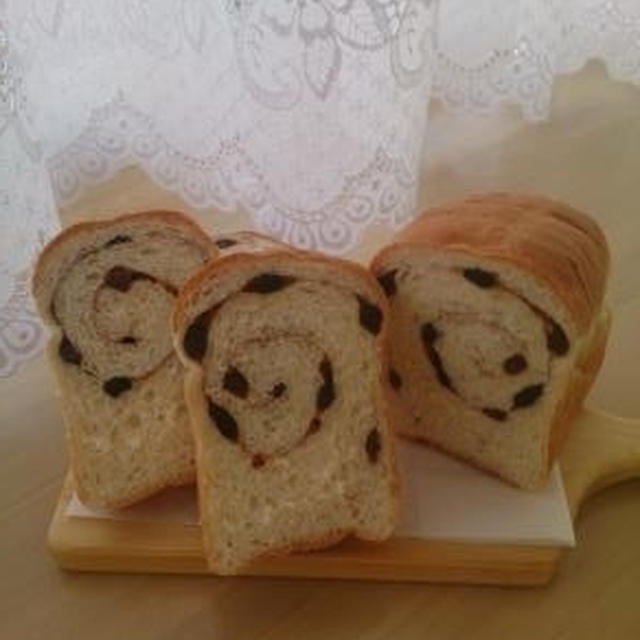 シナモンレーズンミニ食パン♪
