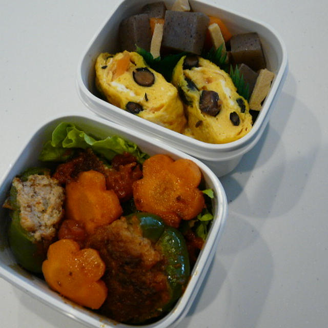 お弁当（ピーマンの肉詰め・トマトソース）