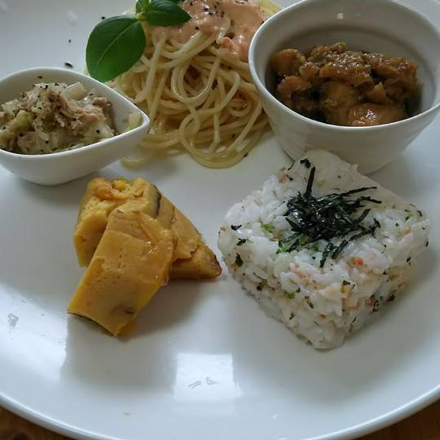 5月24日まかない　　鮭パスうまっ